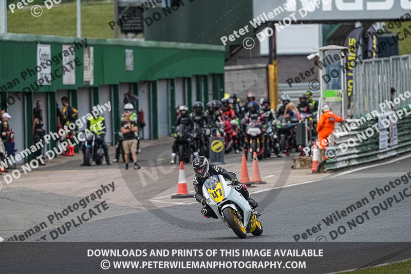 enduro digital images;event digital images;eventdigitalimages;mallory park;mallory park photographs;mallory park trackday;mallory park trackday photographs;no limits trackdays;peter wileman photography;racing digital images;trackday digital images;trackday photos